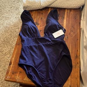 Brand new, never worn Andie Mykonos swimsuit